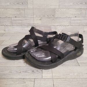 Women’s Chaco Z/1 Classic Triple black Trail Hiking Sandals Size 9